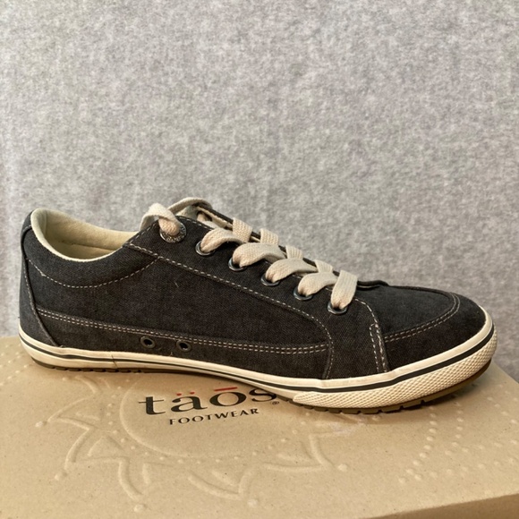 Taos Moc Star Sneakers Women’s Size 7 Low Profile Comfort Shoe With Box - Picture 7 of 11